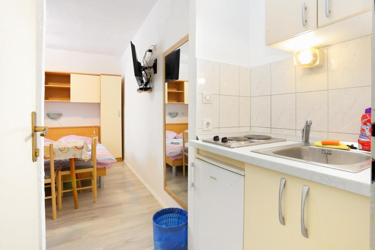 Apartments With A Parking Space Tucepi, Makarska - 6695 Exterior foto